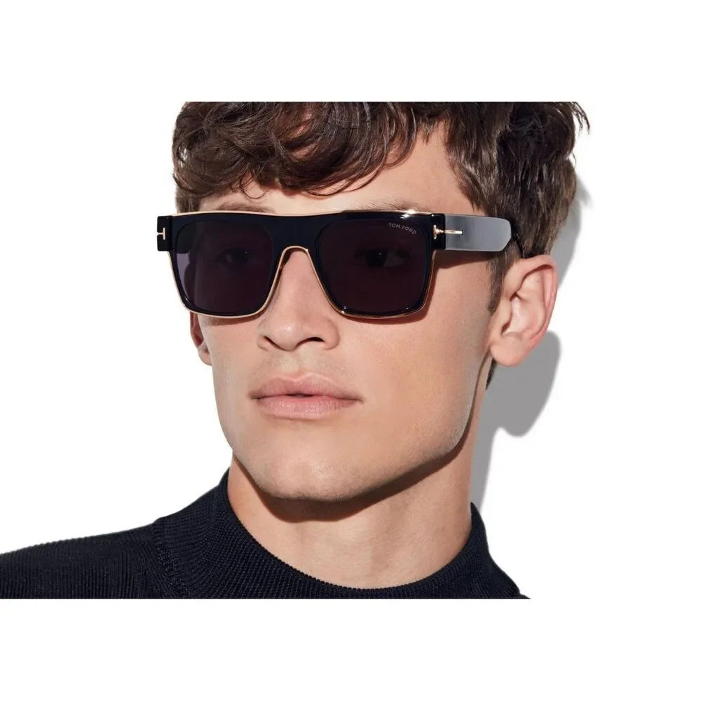 Tom Ford Edwin FT1073W5401A Unisex Sunglasses